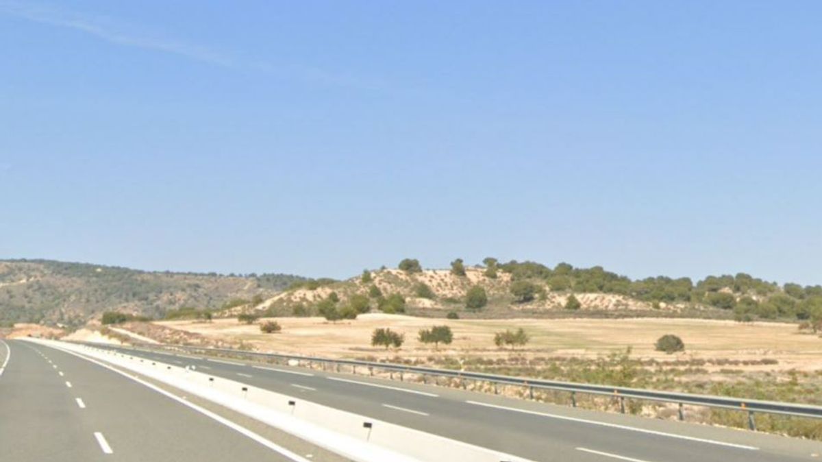 Dos camioneros muertos al ser arrollados en Murcia mientras cambiaban una rueda