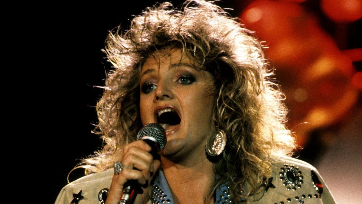 Pelaco. Bonnie Tyler en 1983, el año en que aparecería su mayor éxito.