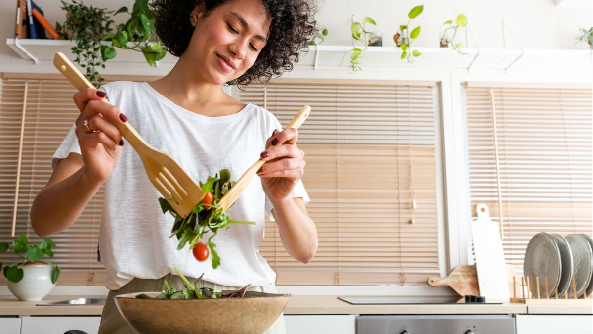 La hora a la que se come y cuántas calorías se ingieren influye en la longevidad, según un estudio