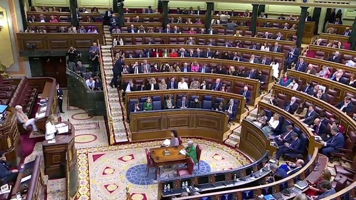 Isabel Díaz Ayuso, Marga Prohens o María Jesús Montero, entre las 20 mujeres que marcarán la política española