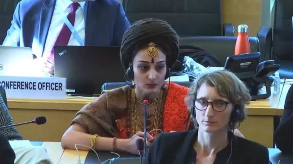 La Portavoz de Kaliasa durante su intervención en una reunión de la ONU