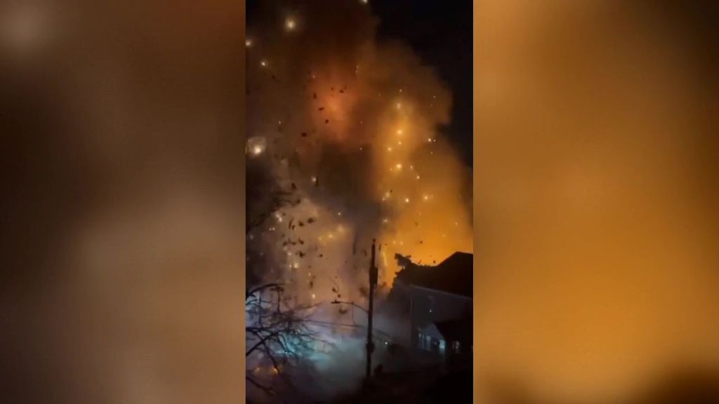 Una potente explosión destruye una casa en Virginia, EEUU,  cuando la Policía realizaba un registro