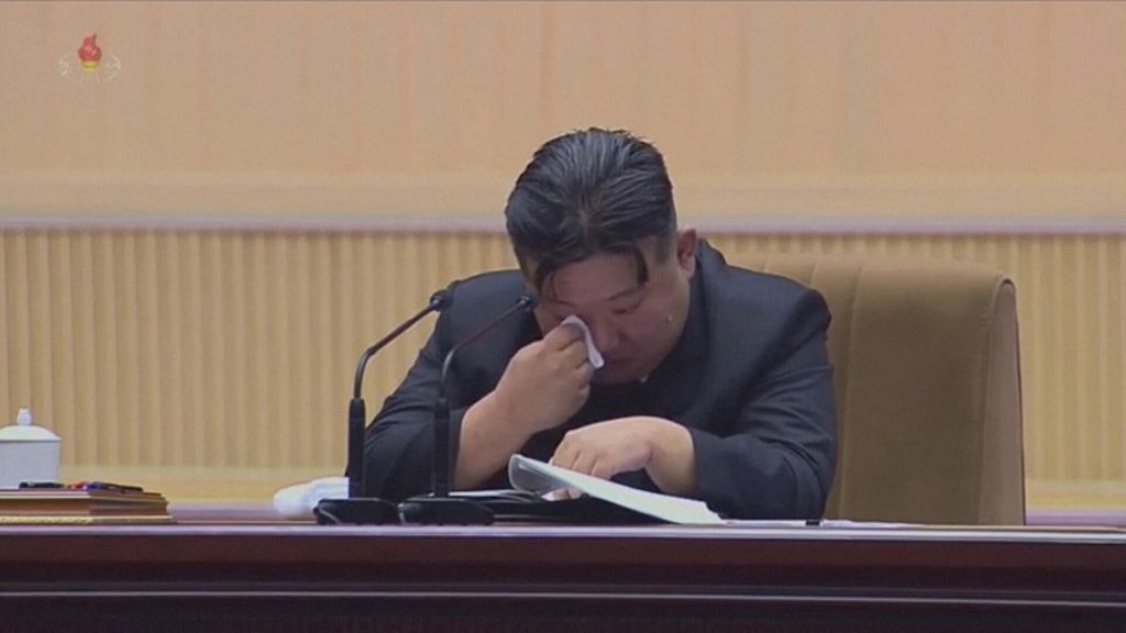 Kim Jong Un no ha podido reprimir las lágrimas al hablar de la natalidad en Corea del Norte