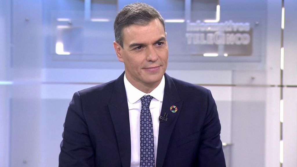 Pedro Sánchez, entrevistado este lunes por Pedro Piqueras en Informativos Telecinco