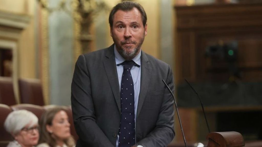 El ministro Óscar Puente bloquea a Almeida y a varios de sus concejales en Twitter