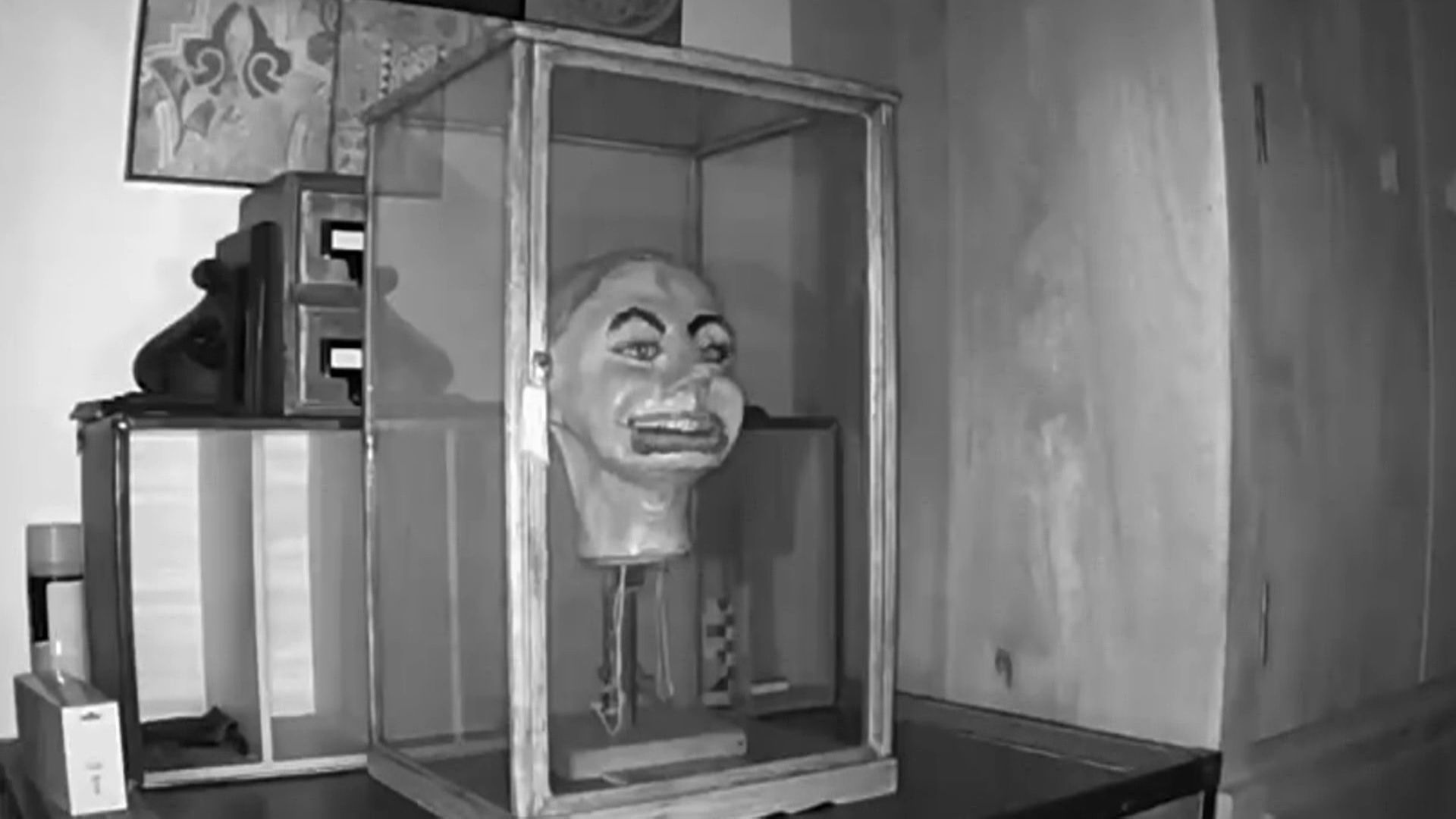 La aterradora historia de otros muñecos malditos