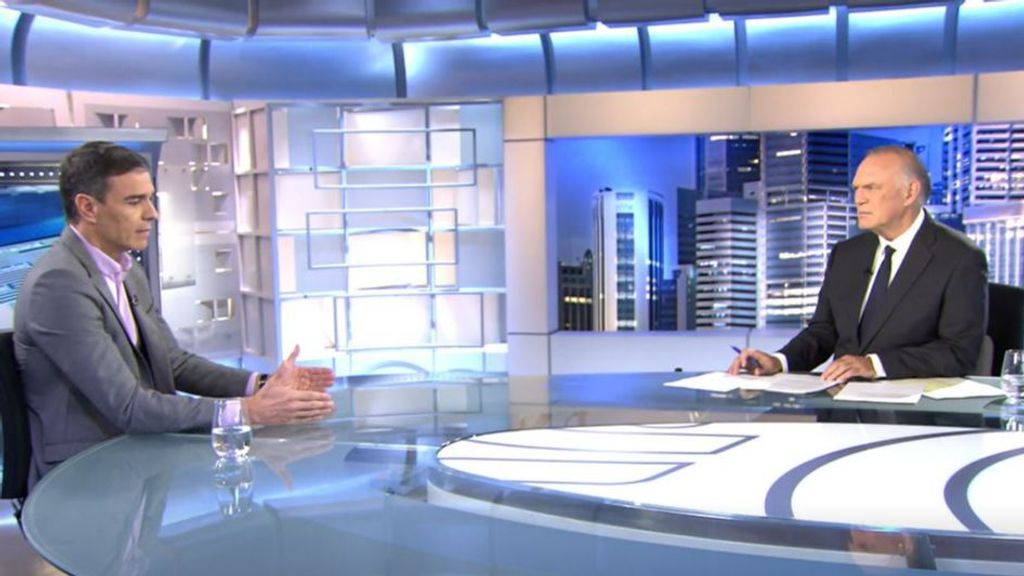 Pedro Piqueras entrevistará a los principales líderes políticos como cierre a su etapa en 'Informativos Telecinco'