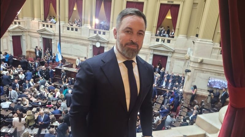 Pedro Sánchez reacciona a las palabras de Abascal
