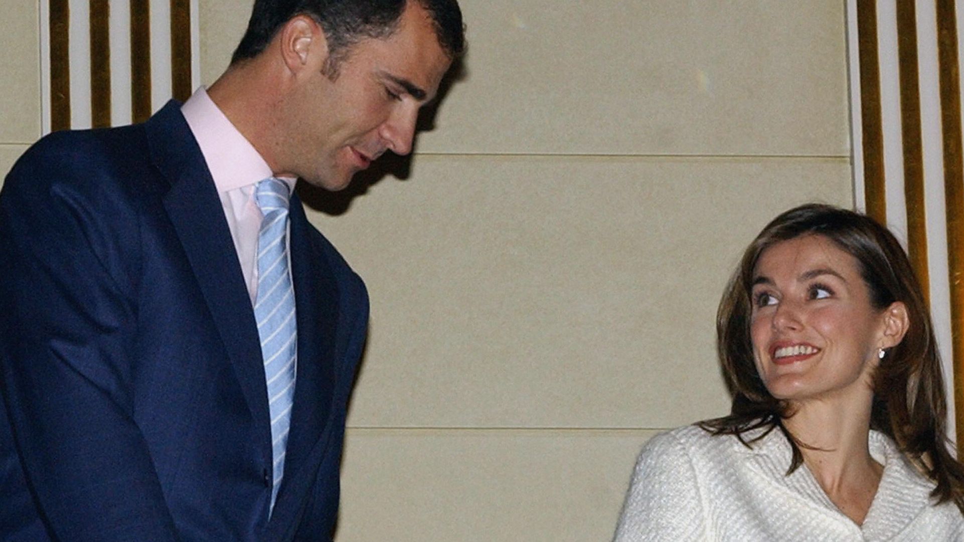 Felipe y Letizia, durante una de sus primeras apariciones públicas juntos en 2003