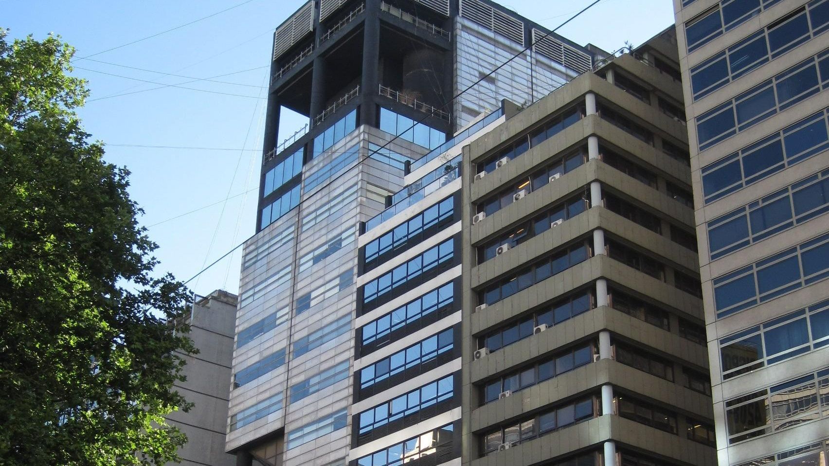 Incendio en un edificio junto al Ministerio de Trabajo de Argentina