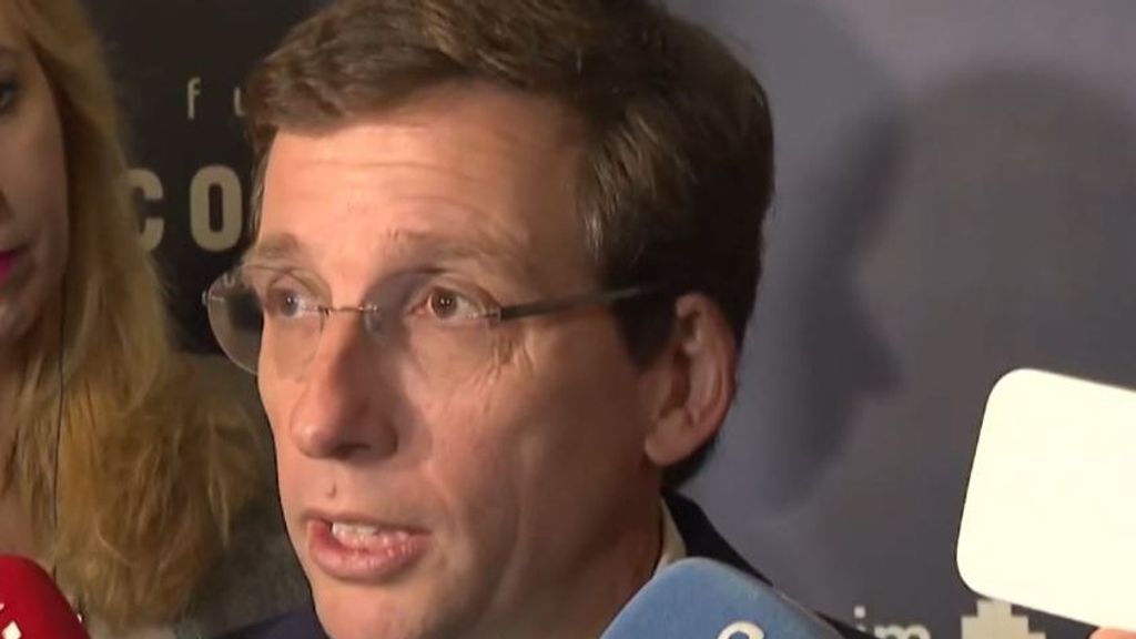 José Luis Martínez-Almeida tilda de "disparatado" prohibir fumar en terrazas