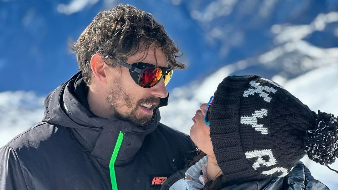 Adrián Lastra junto a Clara.