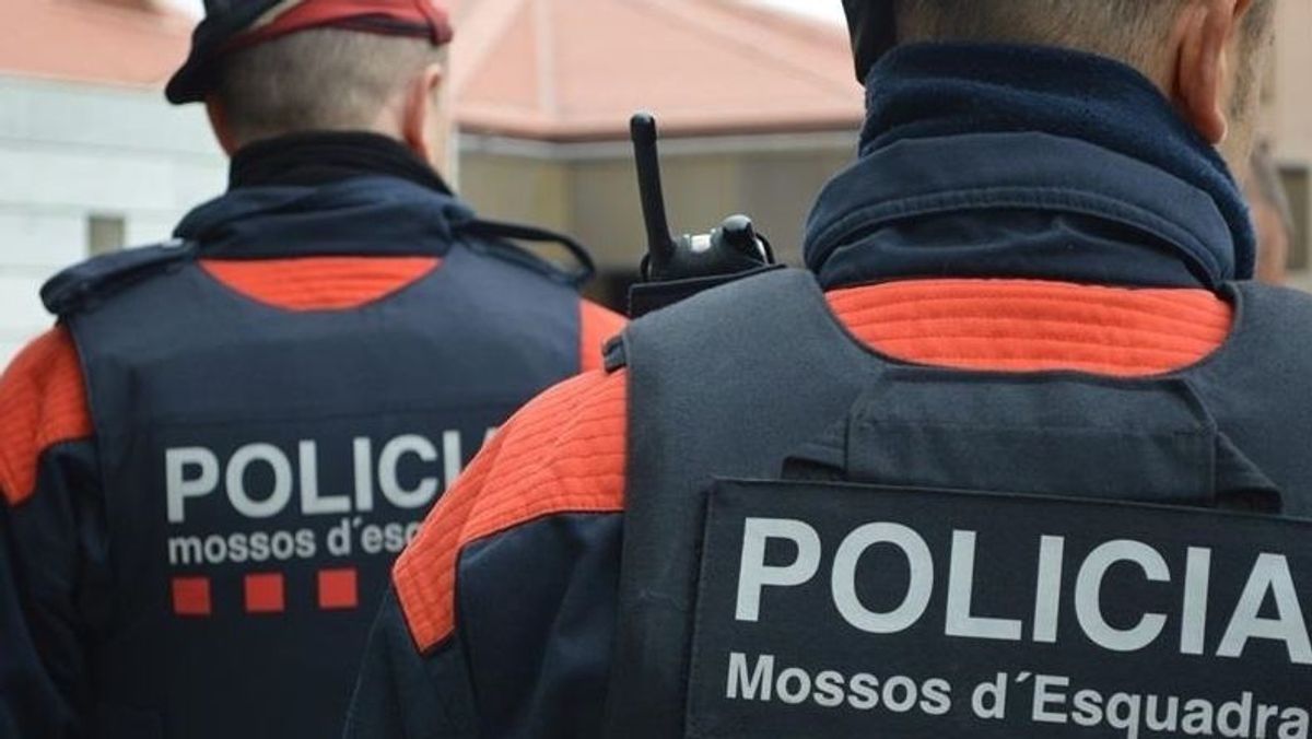 Agentes de los Mossos d'Esquadra