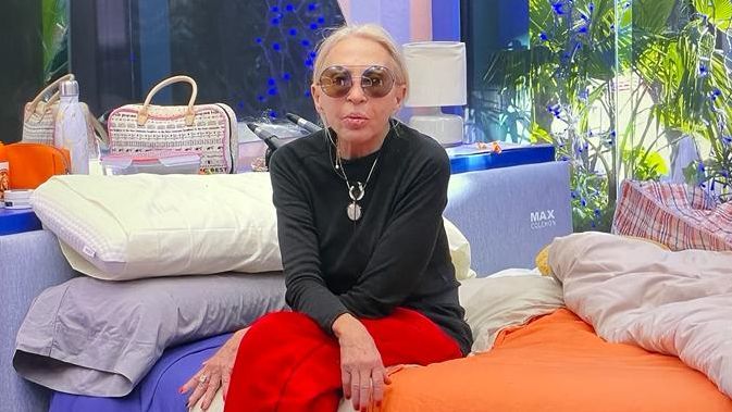 Laura manda un mensaje a cámara