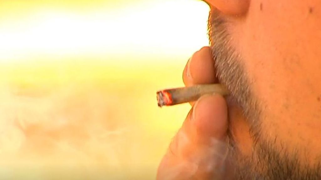 El 21% de los menores españoles consumen cannabis a diario