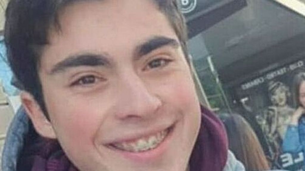 Buscan a Hugo Pérez, un joven desaparecido en Granada: salió corriendo cuando estaba con su madre