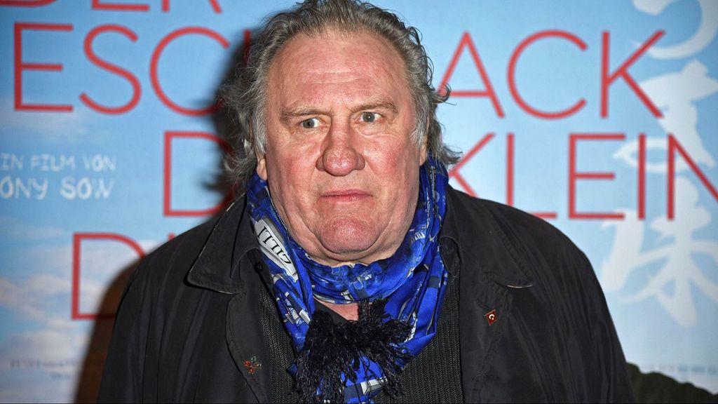 Una periodista española también denuncia por violación a Gerard Depardieu: "Me hurgó con sus dedos"