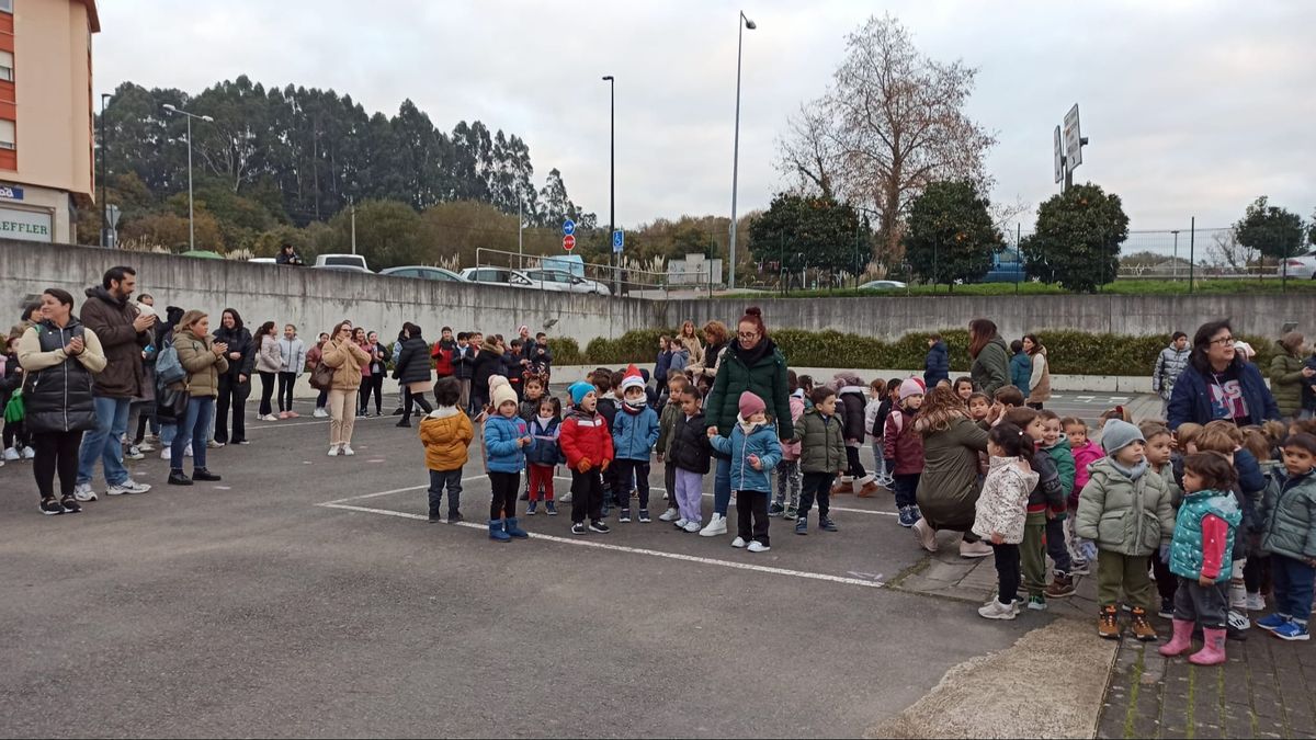 Las aulas de 4º, 5º y 6º de infantil son las únicas que no tienen calefacción en este colegio de Cambre