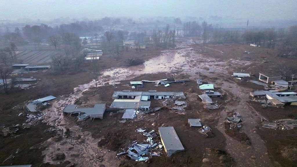 Un terremoto deja en China más de 100 muertos y centenares de heridos