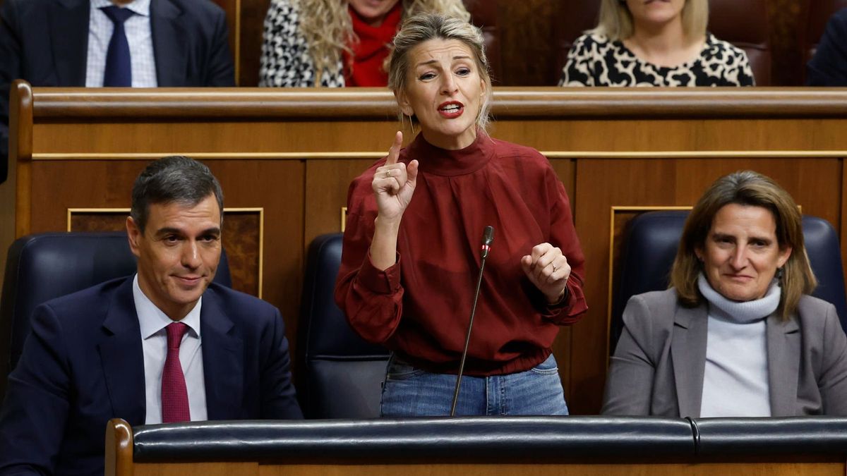 La vicepresidenta segunda y ministra de Trabajo,Yolanda Díaz, interviene durante la sesión de Control al Ejecutivo