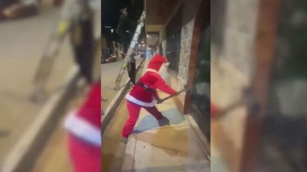Operación antidroga en Perú: un policía vestido de Santa Claus logra detener a dos personas