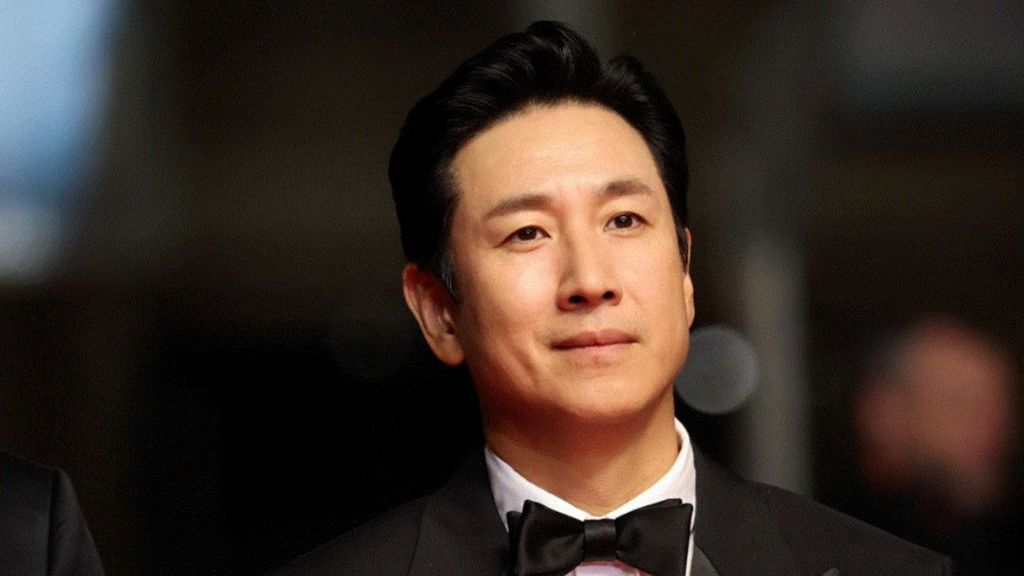 Hallan muerto al actor surcoreano Lee Sun Kyun, conocido por su papel en la película Parásitos