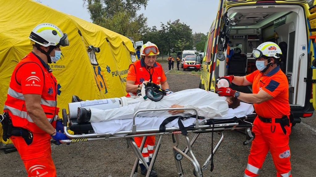 Fallece un anciano y una mujer de avanzada edad resulta herida grave en un accidente de coche en Níjar (Almería)