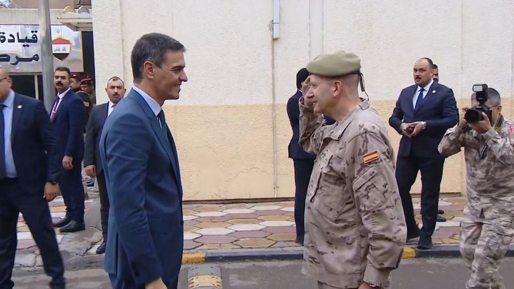 Pedro Sánchez en visita exprés a Irak: agradece a las tropas españolas su labor contra el DAESH