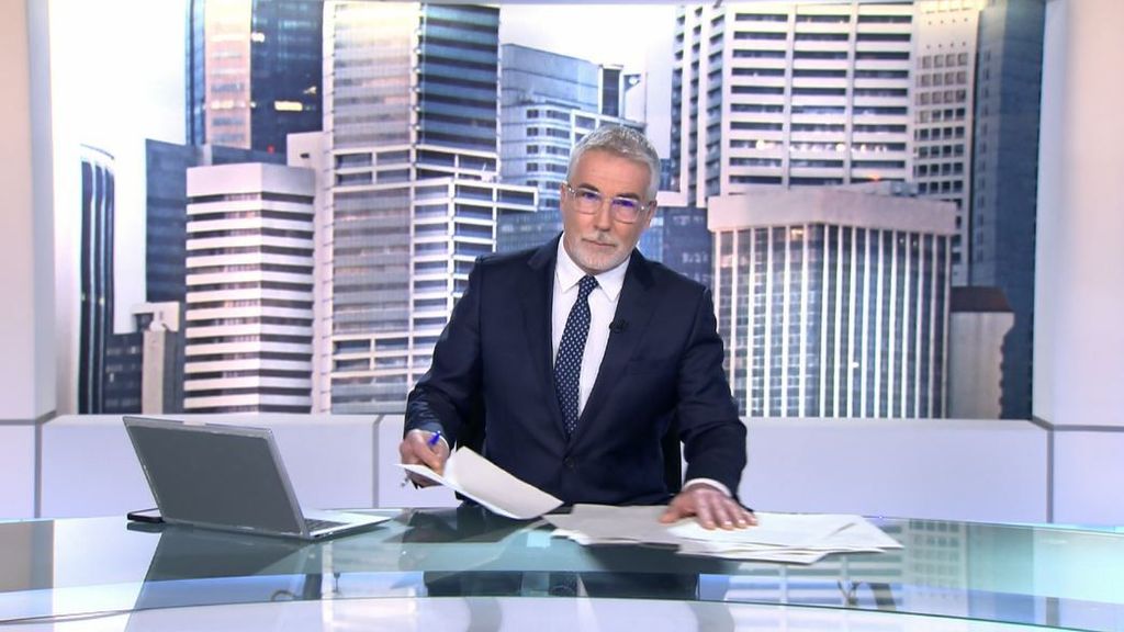 David Cantero se despide de la edición del mediodía de Informativos Telecinco