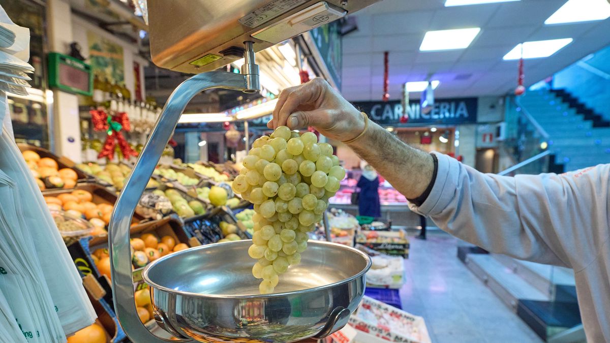 Las uvas son, por excelencia, el producto elegido para comer al son de las campanadas