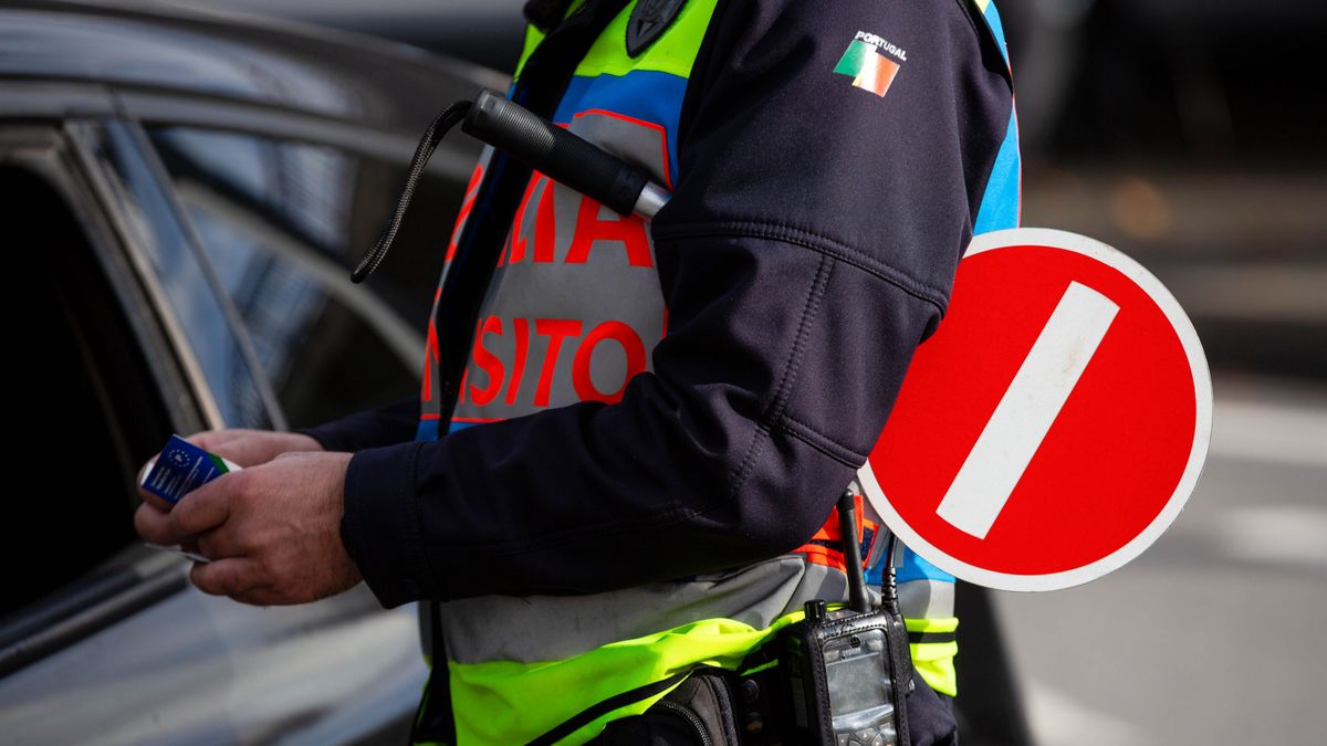 La Policía de Seguridad Pública de Portugal (PSP) ha detenido a tres hombres por secuestrar a un menor de 17 años