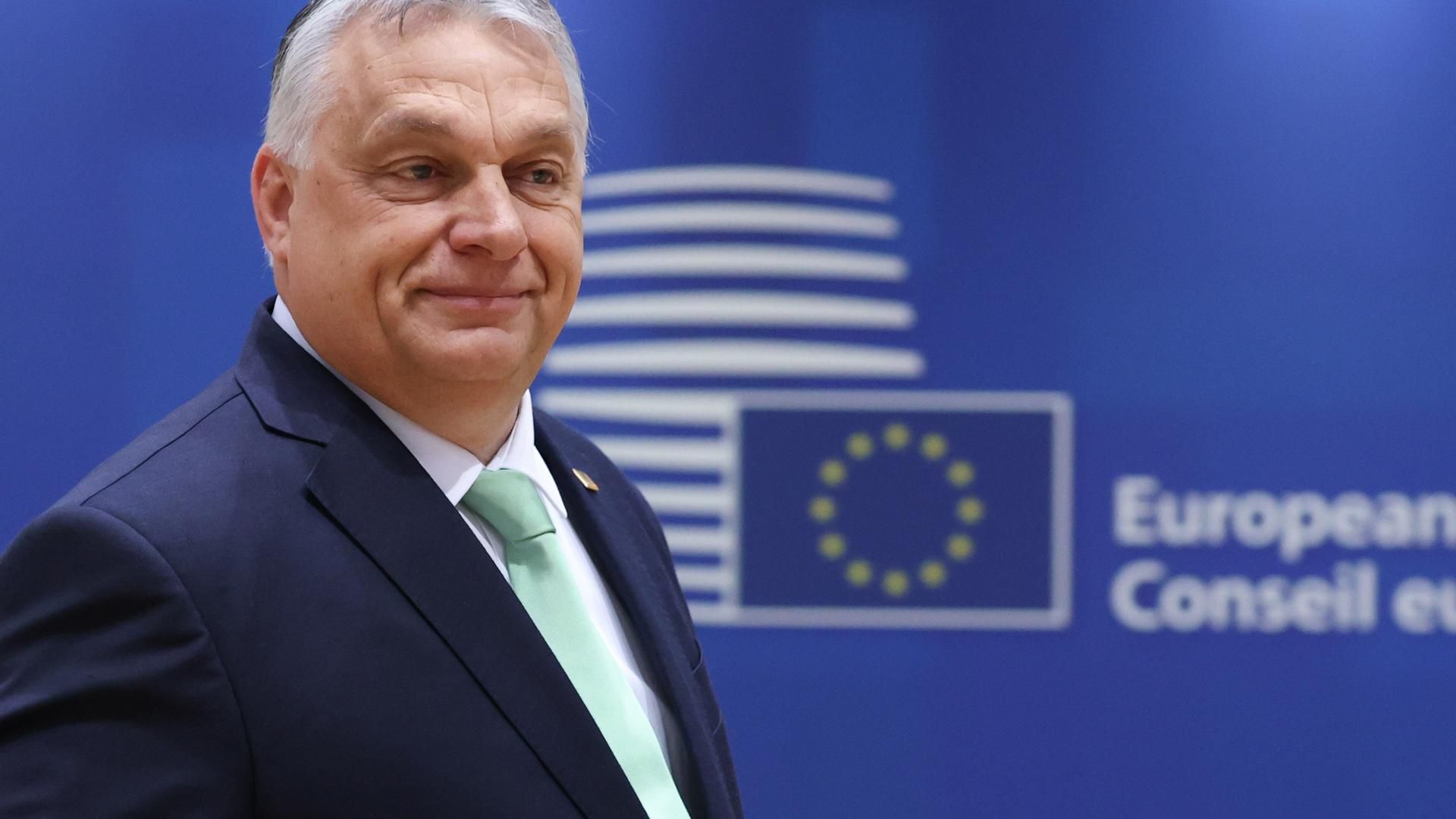 Archivo - Viktor Orbán, primer ministro de Hungría, a su llegada a una reunión de líderes de la UE en Bruselas.