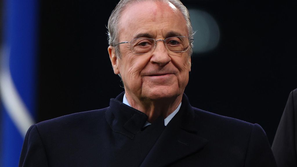 Archivo - El presidente del; Real Madrid, Florentino Pérez, en Stamford Bridge.