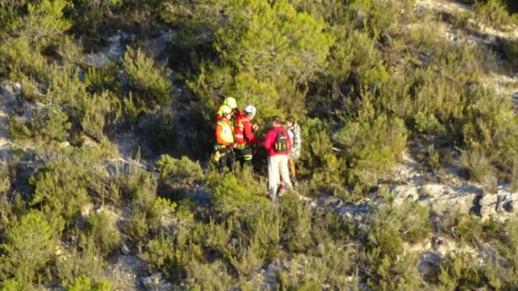 Bomberos llegan a los senderistas