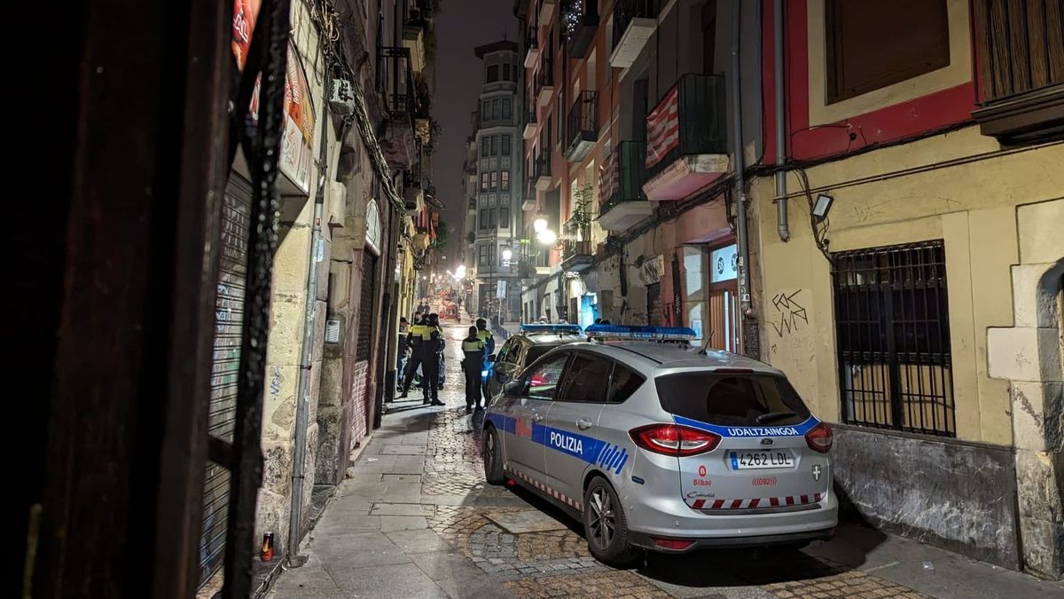 Detenidos los dueños de un bar de Bilbao por utlizar targetas robadas