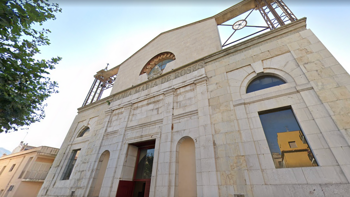 Detenido un hombre encerrado en el lavabo de la rectoría de Roses que entró a robar