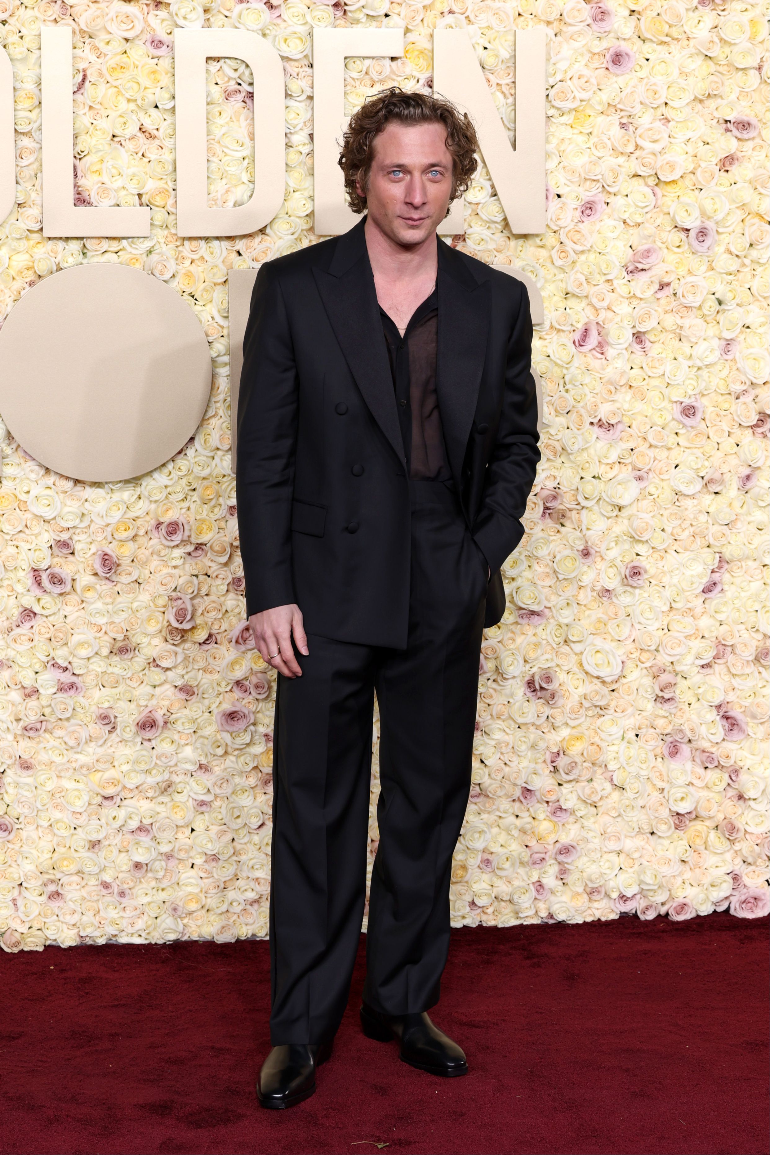 Jeremy Allen White, en los Globos de Oro 2024