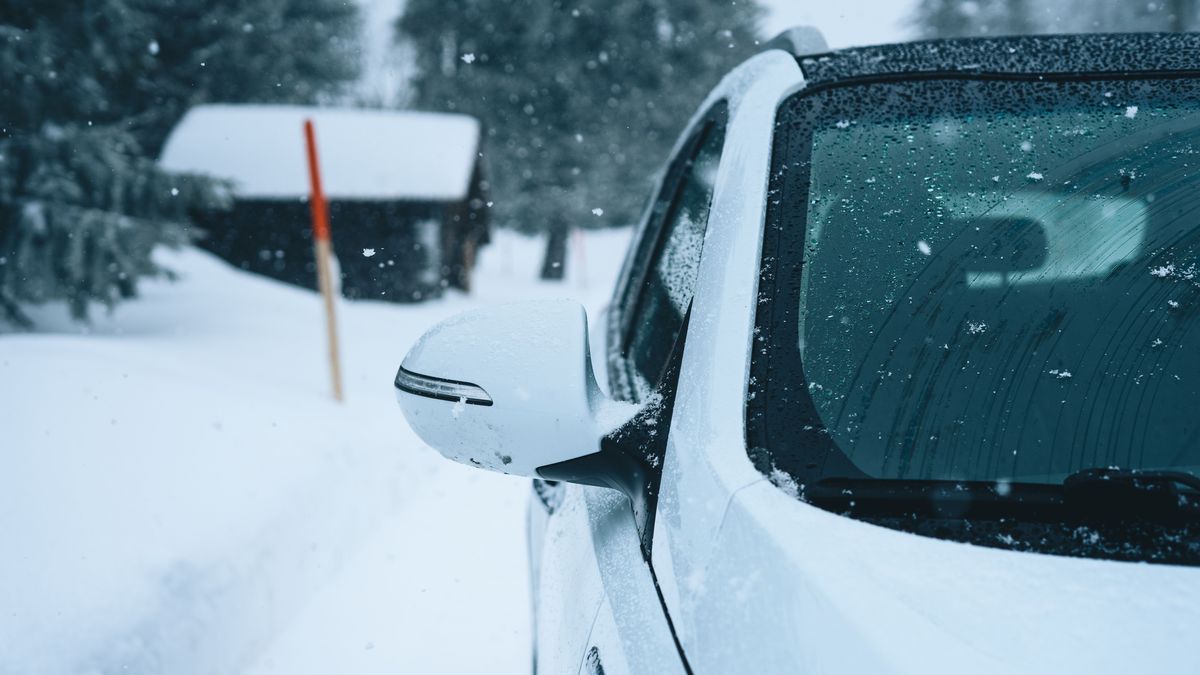 sanciones guardia civil coche invierno unsplash