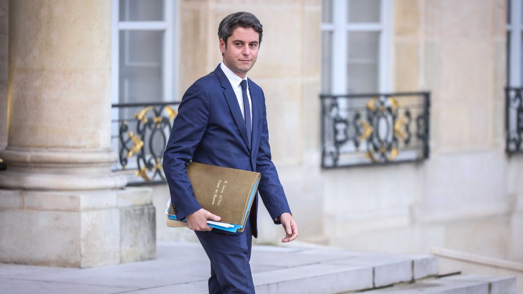 Emmanuel Macron designa como primer ministro de Francia a Gabriel Attal