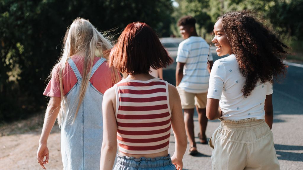 Cómo pactar la hora de volver a casa de un adolescente