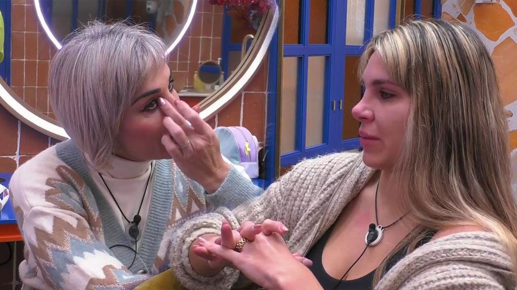 Ana María e Ivana se emocionan