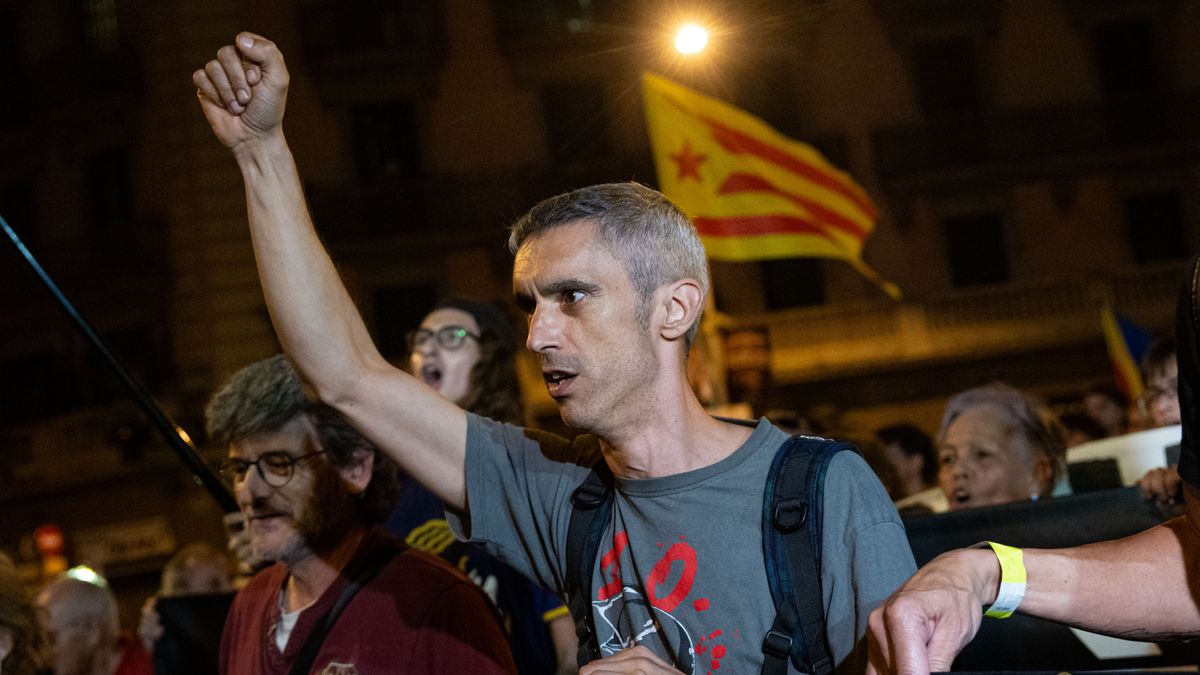 El artista e independentista Roger Español durante una manifestación el 1 de octubre