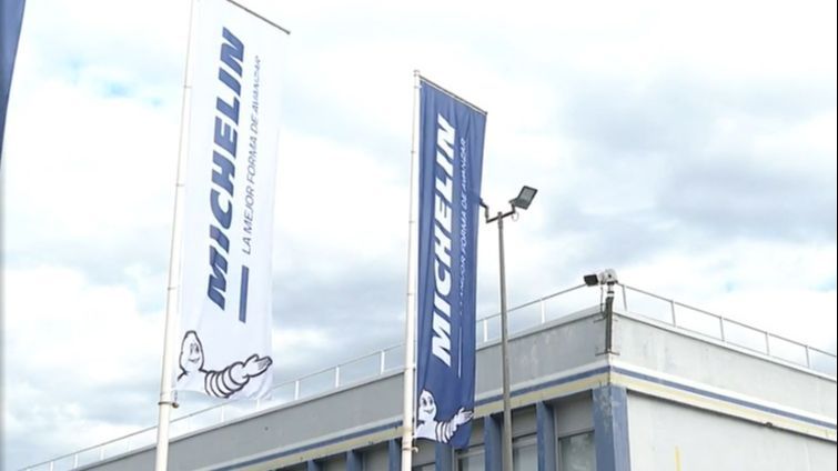 Las consecuencias de los problemas en el Mar Rojo: la planta de Michelin Vitoria para por falta de caucho
