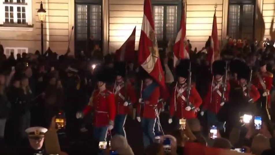 Intercambio de estandartes reales