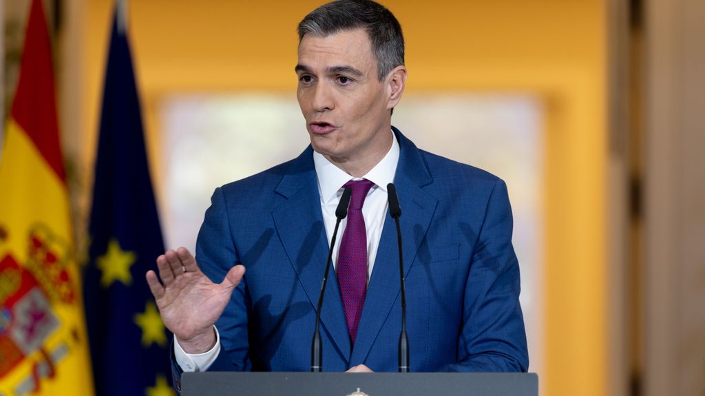 Pedro Sánchez subraya que la competencia para "expulsar a migrantes compete a la Administración central"