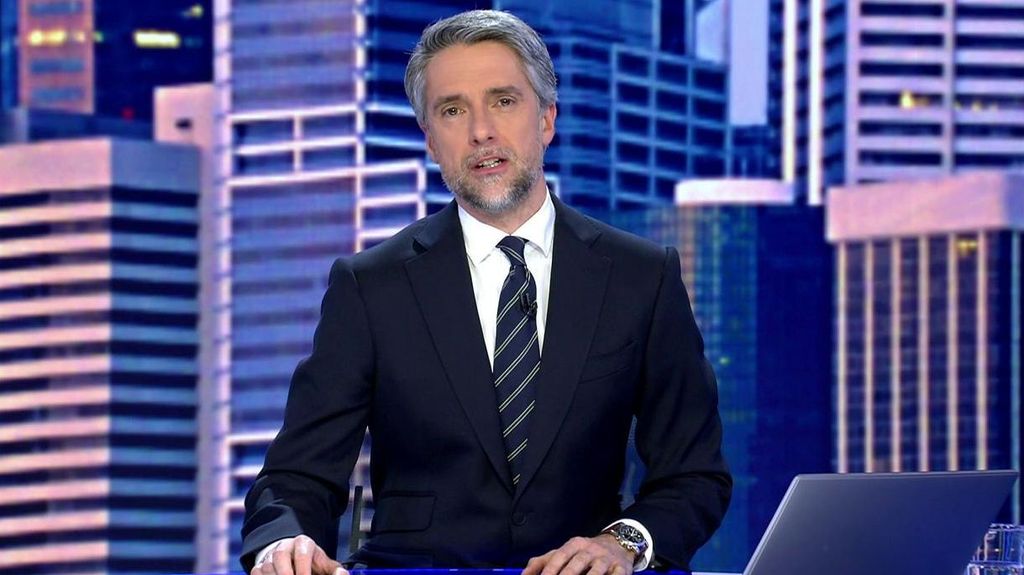 El emocionante homenaje de Franganillo a Piqueras en su debut en Informativos Telecinco