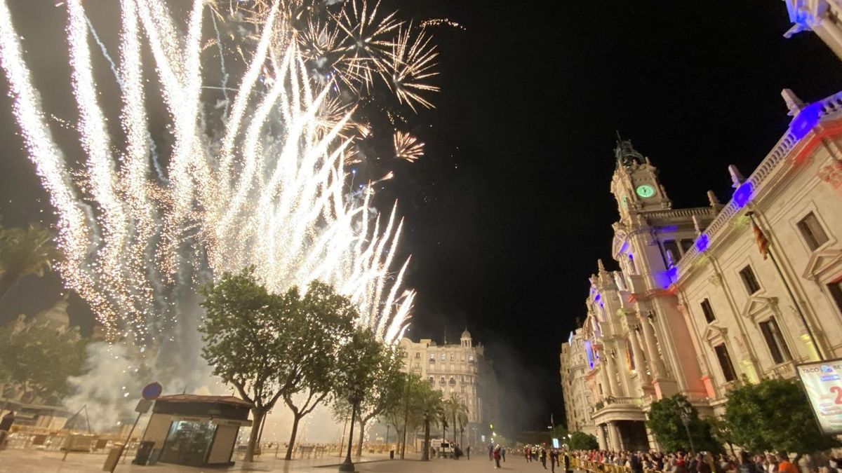 Castillo en la Plaza del Ayuntamiento de Valencia