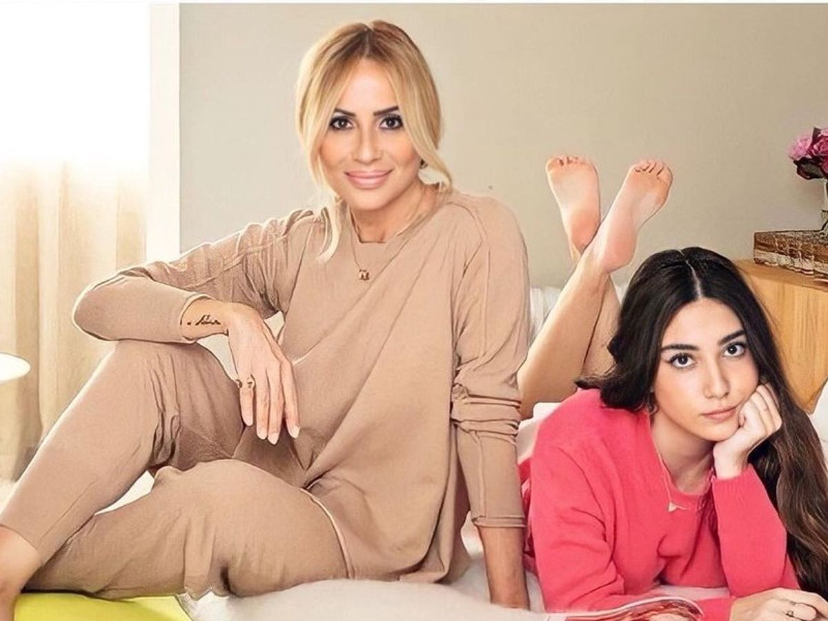 Paula Cabanas: así es la hija de Marta Sánchez que ha trabajado con ella