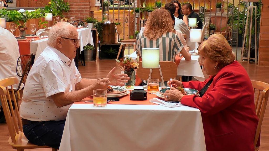 La teoría de una soltera sobre los divorcios en ‘First Dates’: “Es una epidemia por el cambio climático”