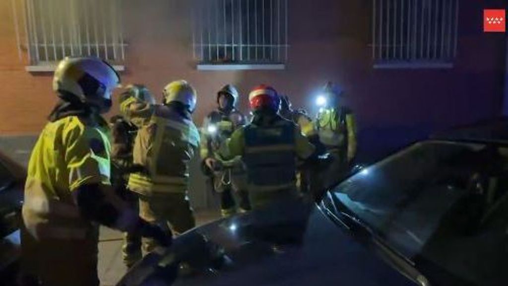 Incendio en un piso de Alcorcón: un hombre de 60 años herido muy grave con quemaduras en la cara